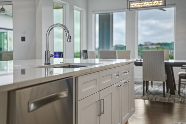 10018 Basilone Rdg, San Antonio, TX 78255