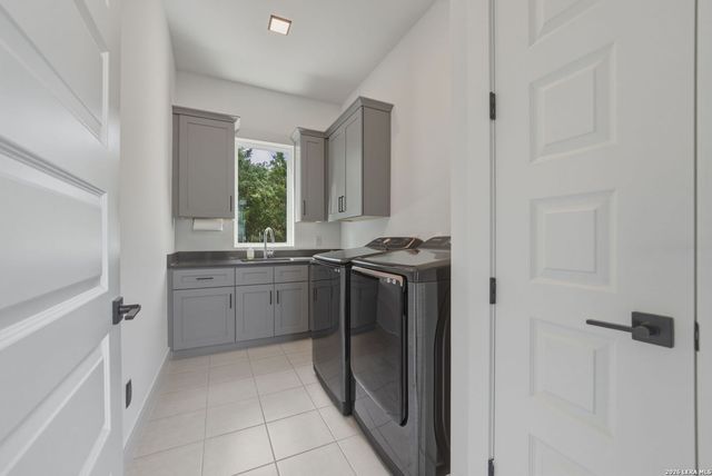 10018 Basilone Rdg, San Antonio, TX 78255