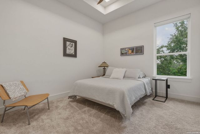 10018 Basilone Rdg, San Antonio, TX 78255