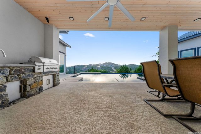 10018 Basilone Rdg, San Antonio, TX 78255