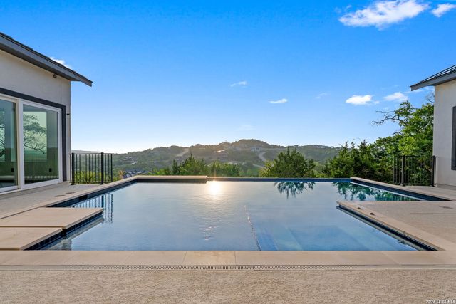 10018 Basilone Rdg, San Antonio, TX 78255