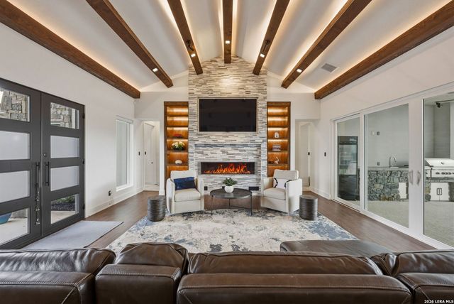 10018 Basilone Rdg, San Antonio, TX 78255