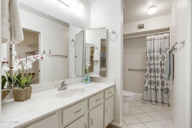 7950 E KEATS Avenue 215, Mesa, AZ 85209