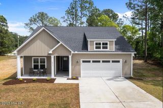 42 Winding Creek Drive, Oriental, NC 28571