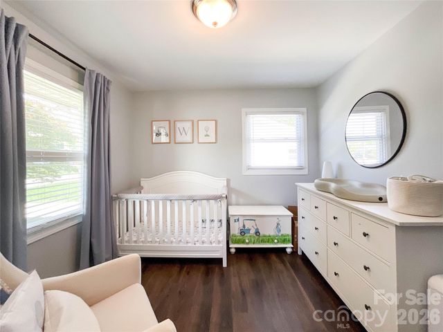 3827 Topsfield Road, Charlotte, NC 28211