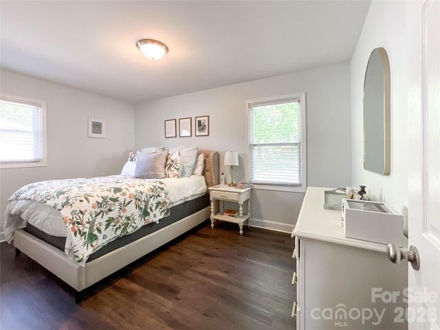 3827 Topsfield Road, Charlotte, NC 28211