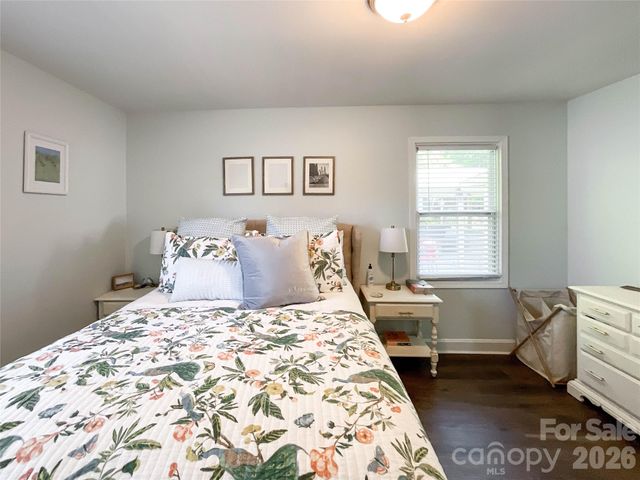 3827 Topsfield Road, Charlotte, NC 28211