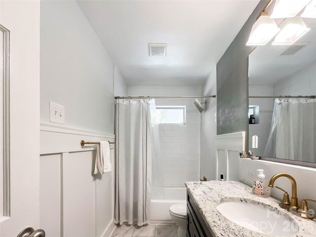 3827 Topsfield Road, Charlotte, NC 28211