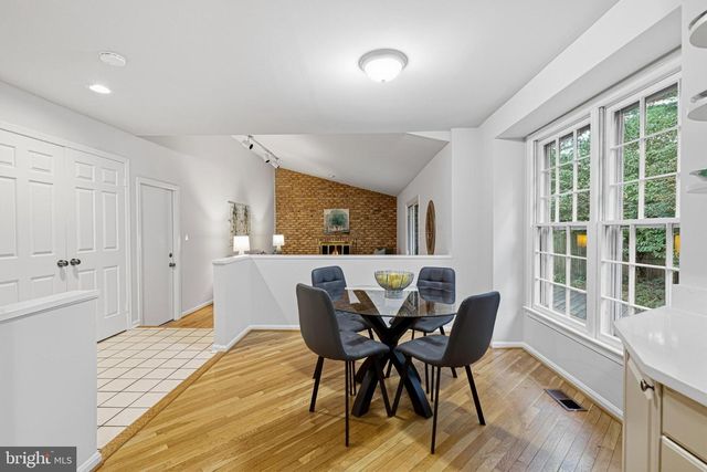 1102 BETTSTRAIL WAY, Rockville, MD 20854