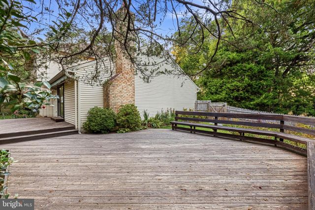 1102 BETTSTRAIL WAY, Rockville, MD 20854