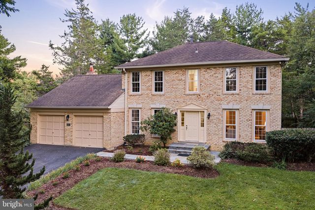 1102 BETTSTRAIL WAY, Rockville, MD 20854
