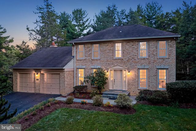 1102 BETTSTRAIL WAY, Rockville, MD 20854