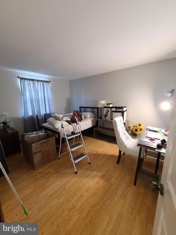 1105 JONATHAN LN, Marlton, NJ 08053