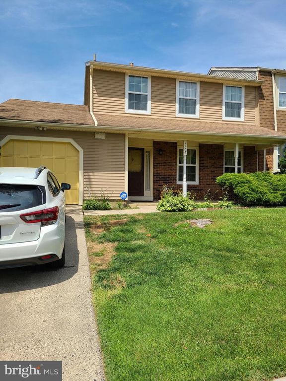 1105 JONATHAN LN, Marlton, NJ 08053