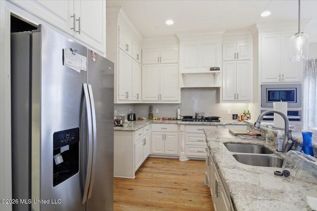 230 Grayhawk Drive, Madison, MS 39110
