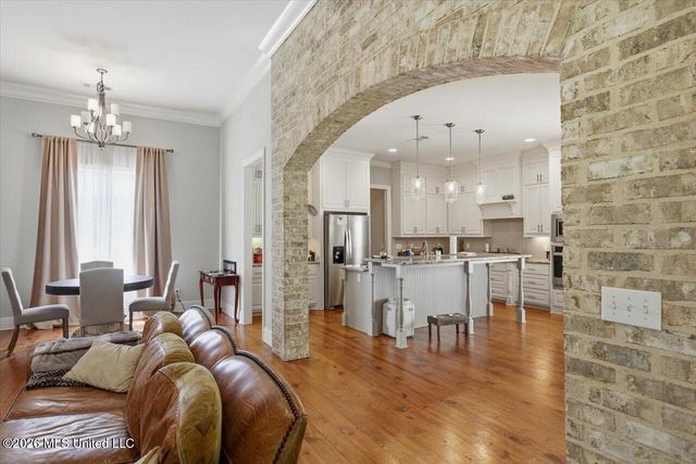 230 Grayhawk Drive, Madison, MS 39110