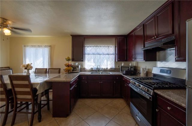 409 W Cedar, Compton, CA 90220
