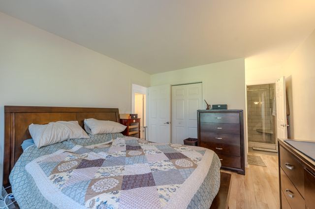 25 Clubhouse Towers Cir Unit 707, Moneta, VA 24121