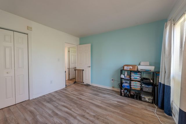 25 Clubhouse Towers Cir Unit 707, Moneta, VA 24121