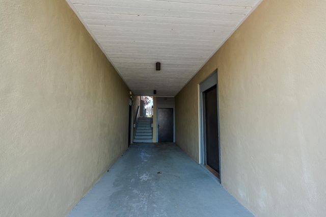 25 Clubhouse Towers Cir Unit 707, Moneta, VA 24121