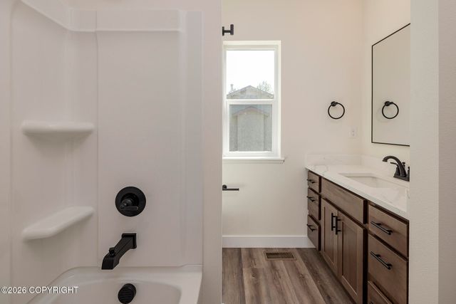 10060 E Vista Ridge Circle, Palmer, AK 99645