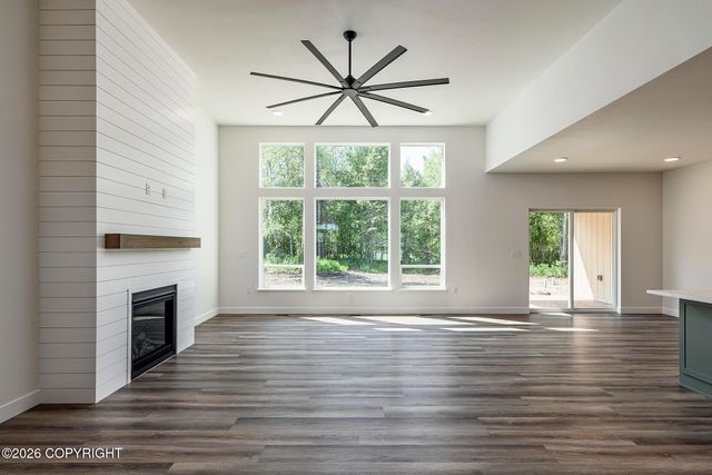 10060 E Vista Ridge Circle, Palmer, AK 99645