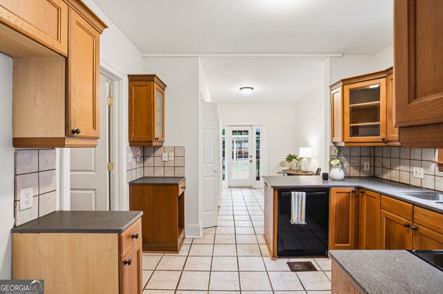 207 Missionary Drive, Decatur, GA 30030