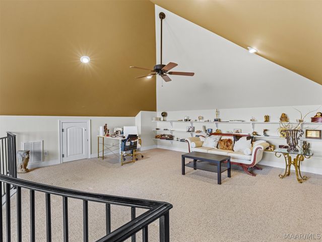 46 Lookout Ridge Road, Wetumpka, AL 36093