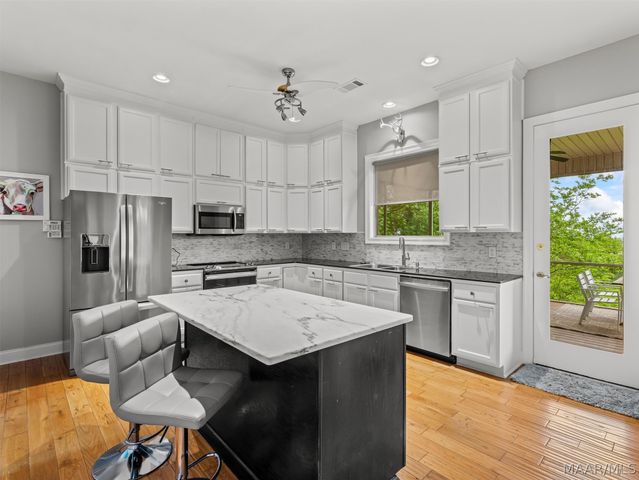46 Lookout Ridge Road, Wetumpka, AL 36093
