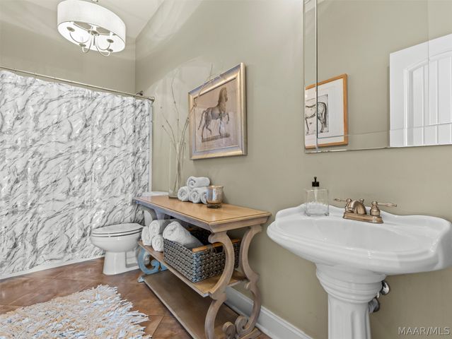 46 Lookout Ridge Road, Wetumpka, AL 36093