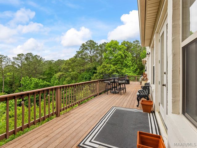 46 Lookout Ridge Road, Wetumpka, AL 36093