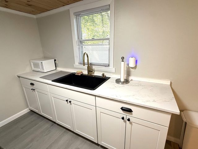 26 Azalea Lane, Pelham, NH 03076