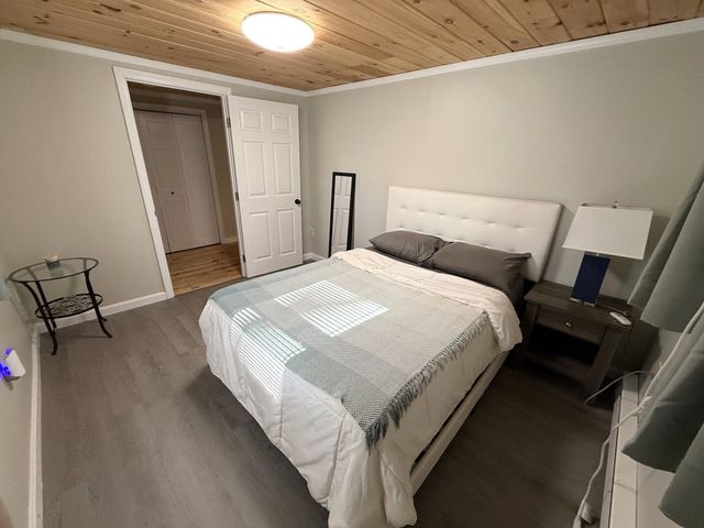 26 Azalea Lane, Pelham, NH 03076