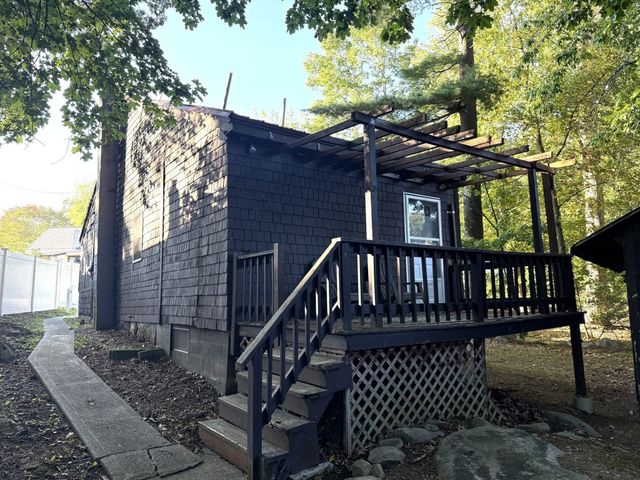 26 Azalea Lane, Pelham, NH 03076