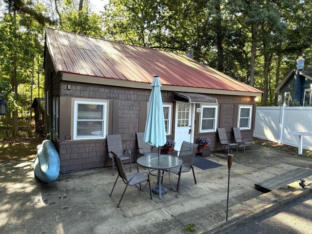 26 Azalea Lane, Pelham, NH 03076