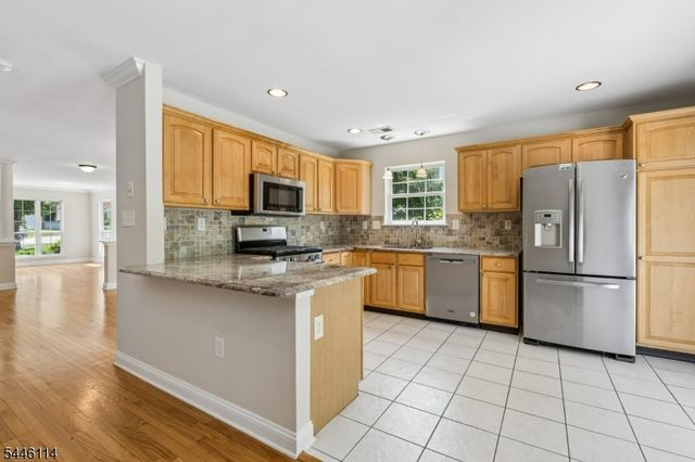 124 Constitution Way, Bernards Twp., NJ 07920