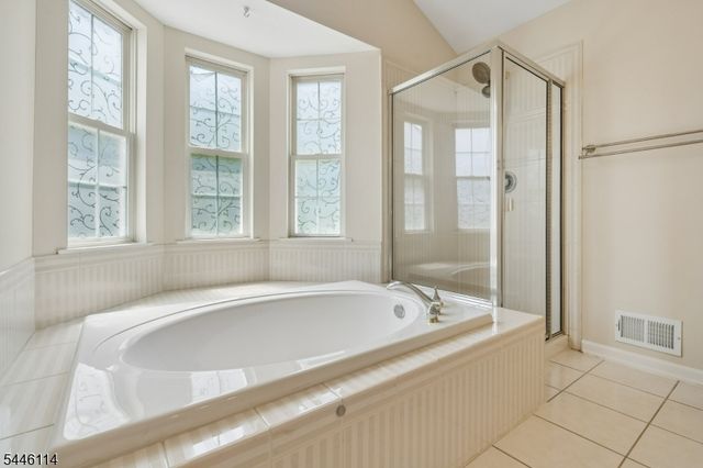 124 Constitution Way, Bernards Twp., NJ 07920