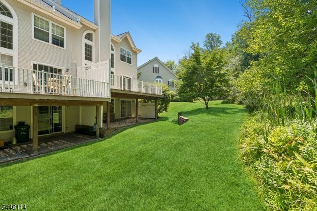 124 Constitution Way, Bernards Twp., NJ 07920