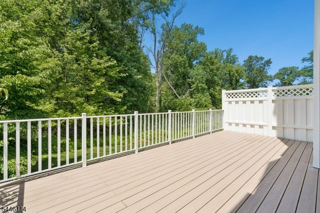 124 Constitution Way, Bernards Twp., NJ 07920