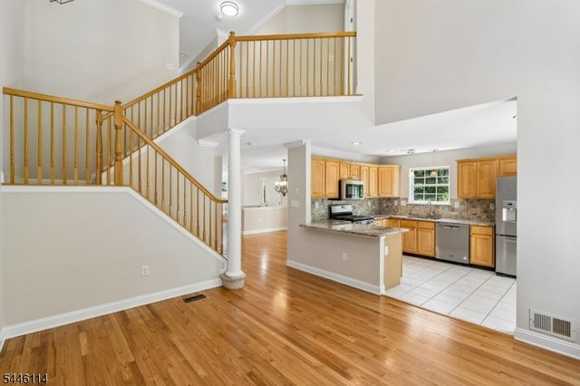 124 Constitution Way, Bernards Twp., NJ 07920