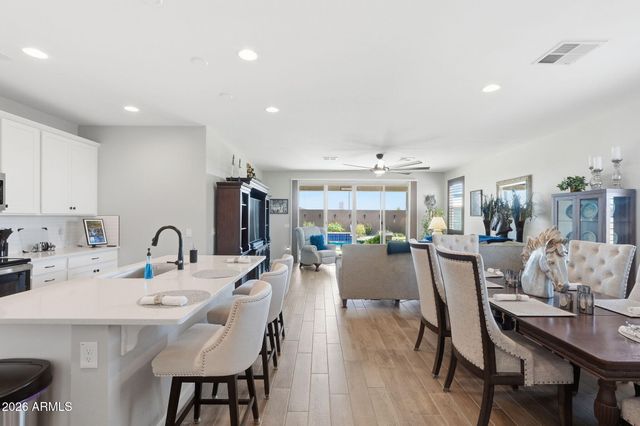 188 S NAPLES Lane, Casa Grande, AZ 85122