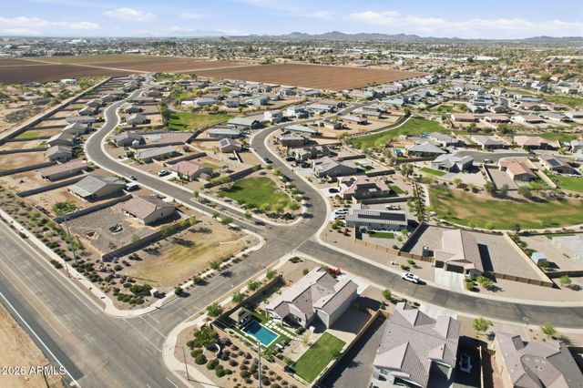 188 S NAPLES Lane, Casa Grande, AZ 85122