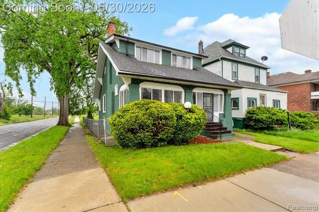 5203 Maplewood Street, Detroit, MI 48204