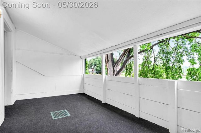 5203 Maplewood Street, Detroit, MI 48204
