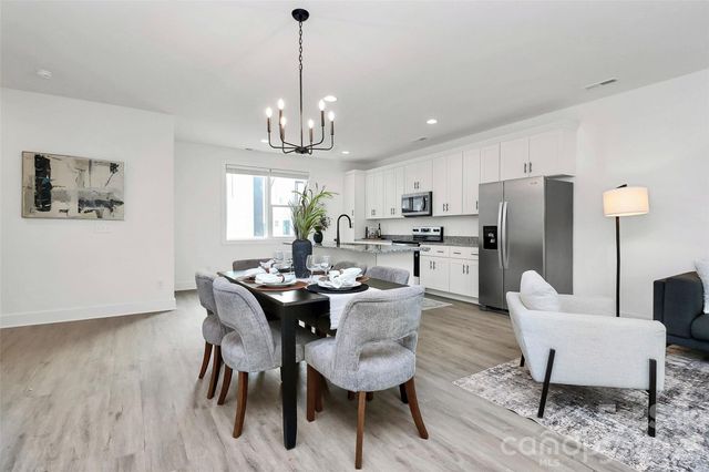 1110 Ivan Drive, Charlotte, NC 28216