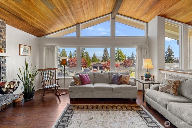 12472 Eagle Drive, Burlington, WA 98233