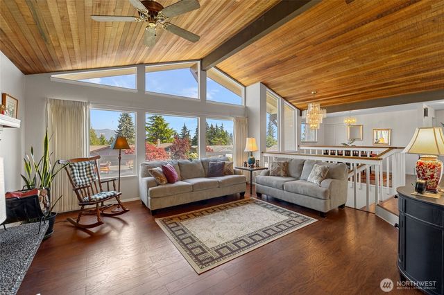 12472 Eagle Drive, Burlington, WA 98233