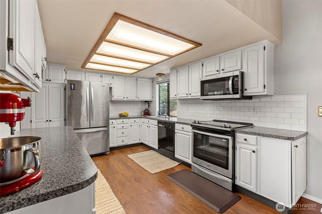 12472 Eagle Drive, Burlington, WA 98233