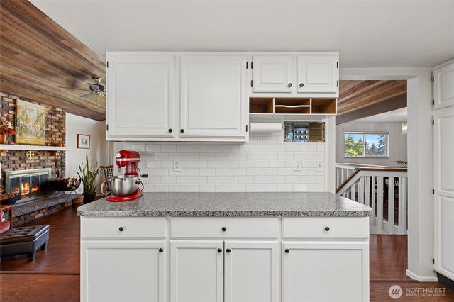 12472 Eagle Drive, Burlington, WA 98233