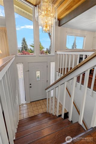 12472 Eagle Drive, Burlington, WA 98233